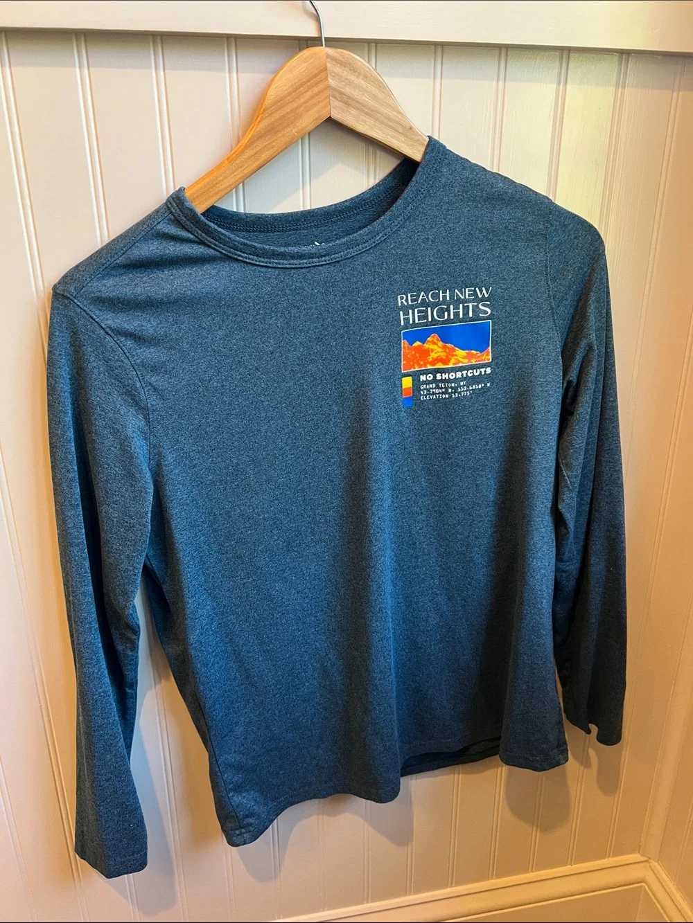 Old Navy Dark Teal Long-Sleeve Crewneck with Mountain Graphic